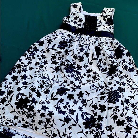 NWT Classic Occasion/Holiday Dress - Picture 1 of 5